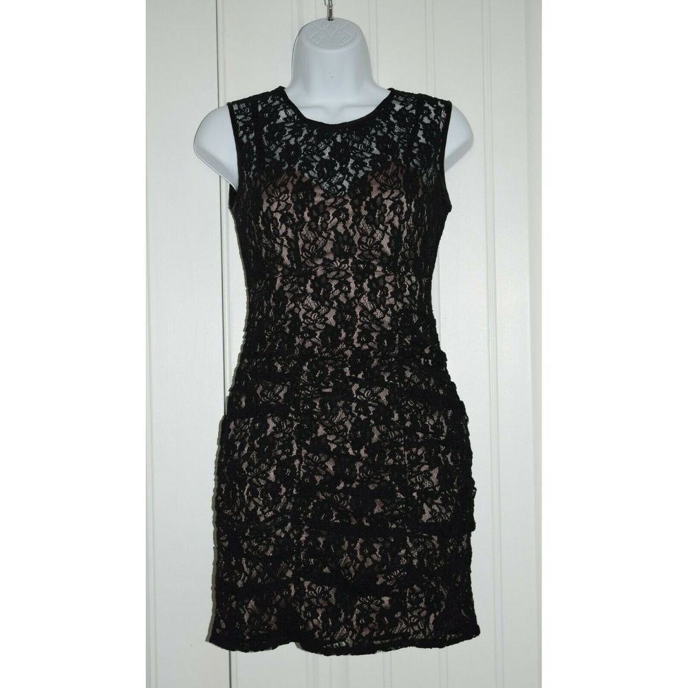 Alice & Olivia Black Lace Mini Dress sz. 2